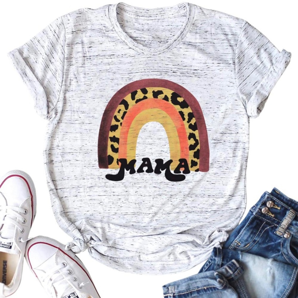 “Mama” t-shirt.